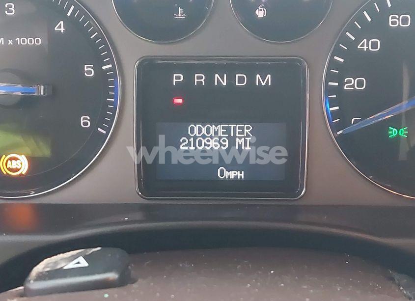 Photo 15 of 2007 Cadillac Escalade STANDARD (VIN 1GYEC63887R256789)