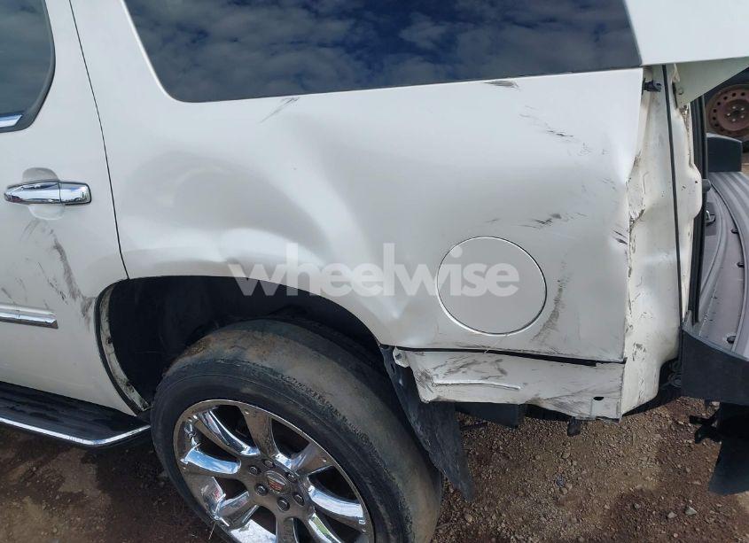 Photo 6 of 2007 Cadillac Escalade STANDARD (VIN 1GYEC63887R399192)