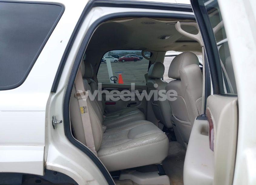 Photo 8 of 2006 Cadillac Escalade STANDARD (VIN 1GYEC63N36R114841)