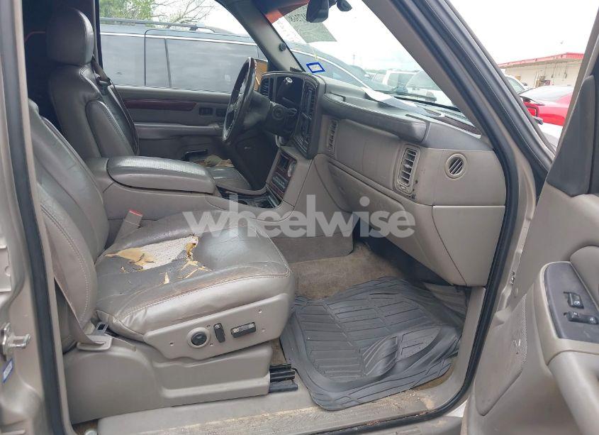 Photo 5 of 2006 Cadillac Escalade STANDARD (VIN 1GYEC63N56R100133)