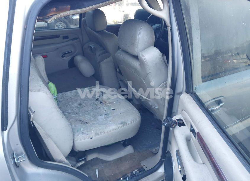 Photo 8 of 2006 Cadillac Escalade STANDARD (VIN 1GYEC63N86R142098)