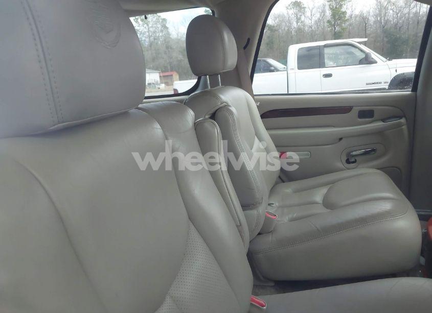 Photo 8 of 2003 Cadillac Escalade STANDARD (VIN 1GYEC63T03R170763)