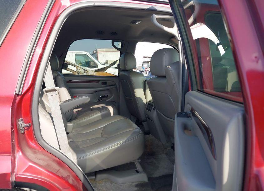 Photo 8 of 2003 Cadillac Escalade STANDARD (VIN 1GYEC63T03R231822)