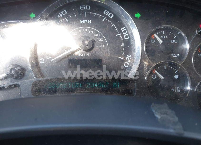 Photo 7 of 2005 Cadillac Escalade STANDARD (VIN 1GYEC63T05R136468)