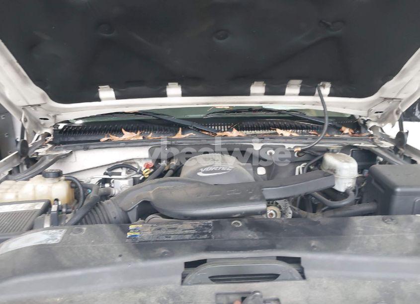 Photo 10 of 2004 Cadillac Escalade STANDARD (VIN 1GYEC63T24R256318)