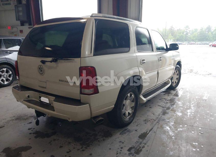 Photo 4 of 2004 Cadillac Escalade STANDARD (VIN 1GYEC63T24R256318)