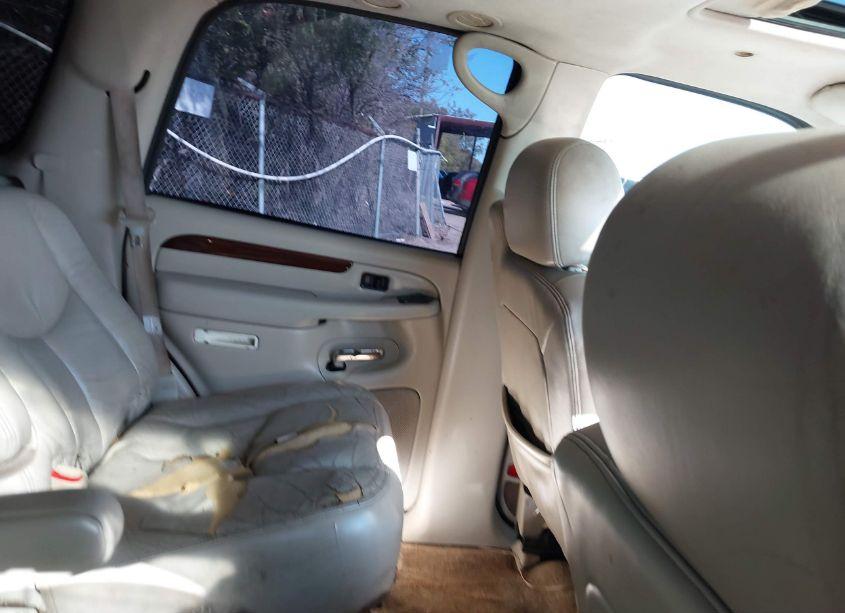 Photo 8 of 2003 Cadillac Escalade STANDARD (VIN 1GYEC63T33R246699)
