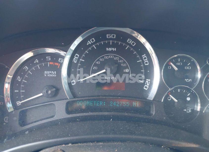 Photo 7 of 2005 Cadillac Escalade STANDARD (VIN 1GYEC63T45R130737)