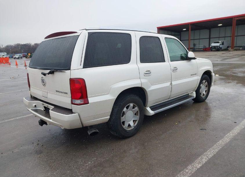 Photo 4 of 2002 Cadillac Escalade STANDARD (VIN 1GYEC63T62R255752)