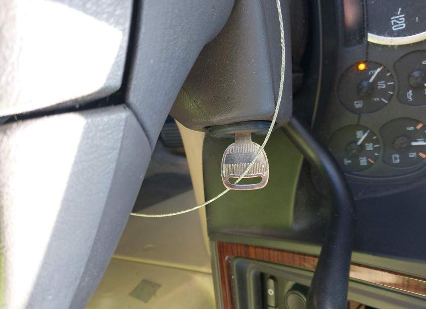 Photo 11 of 2003 Cadillac Escalade STANDARD (VIN 1GYEC63T93R213402)