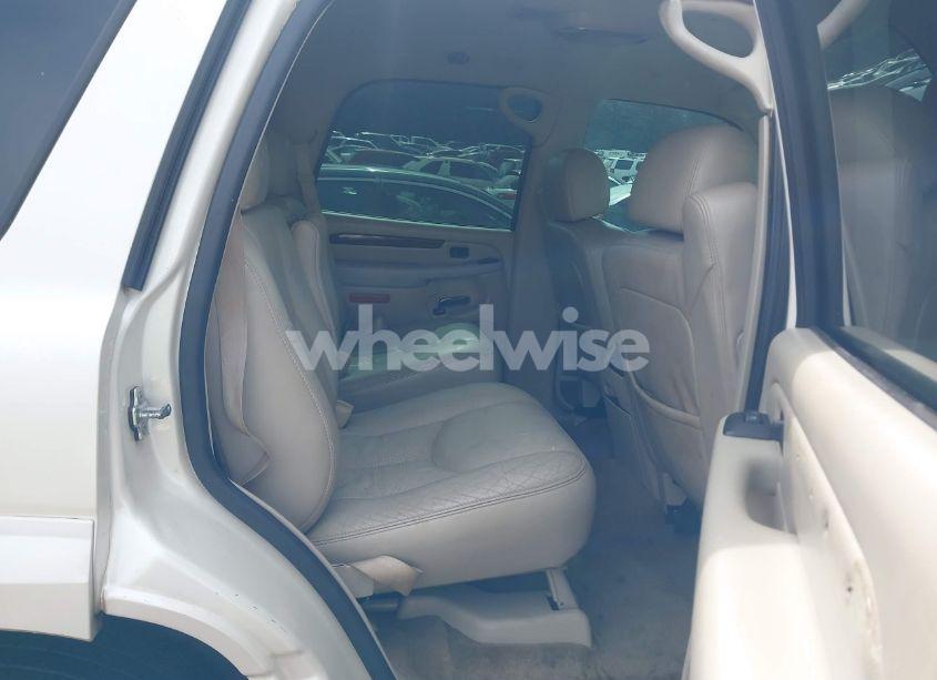 Photo 8 of 2004 Cadillac Escalade STANDARD (VIN 1GYEC63T94R193993)