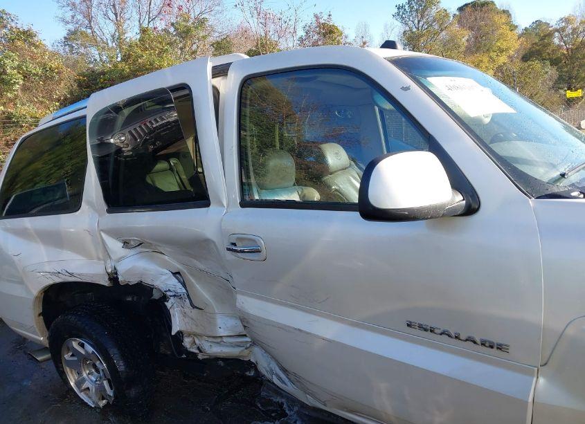 Photo 12 of 2004 Cadillac Escalade STANDARD (VIN 1GYEC63TX4R221204)