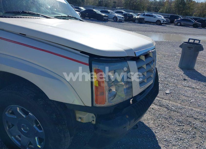 Photo 12 of 2004 Cadillac Escalade STANDARD (VIN 1GYEC63TX4R299594)