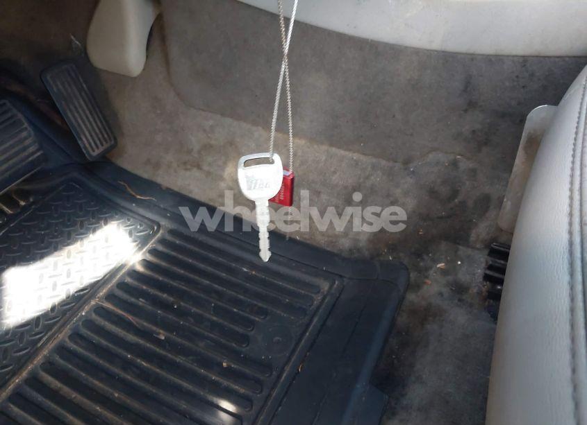 Photo 11 of 2005 Cadillac Escalade STANDARD (VIN 1GYEC63TX5R196936)