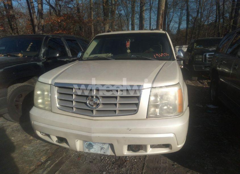 Photo 6 of 2005 Cadillac Escalade STANDARD (VIN 1GYEC63TX5R196936)