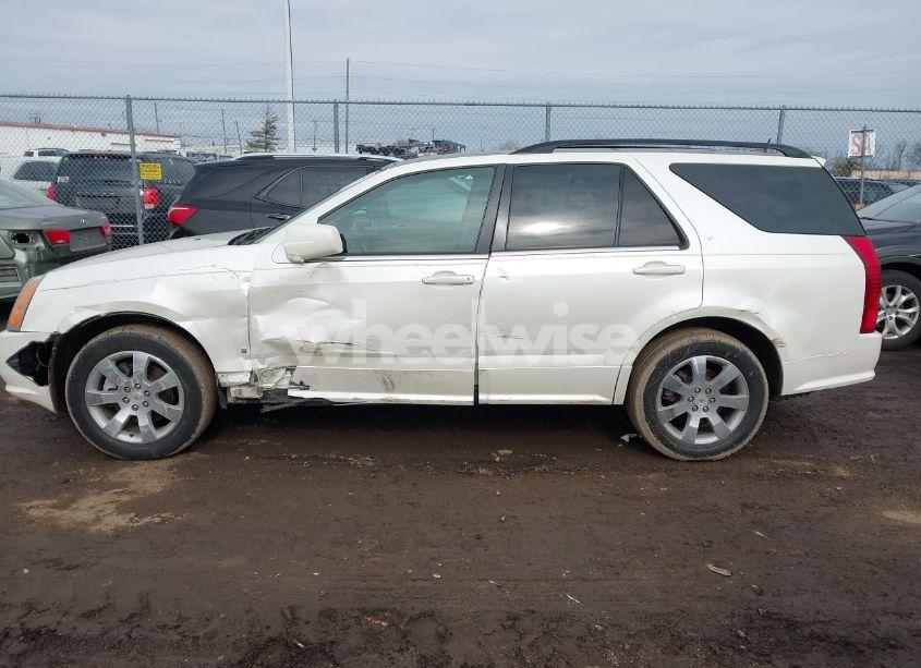 Photo 15 of 2007 Cadillac Srx V6 (VIN 1GYEE637470148837)