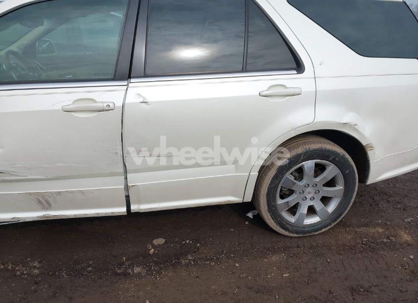 Photo 19 of 2007 Cadillac Srx V6 (VIN 1GYEE637470148837)