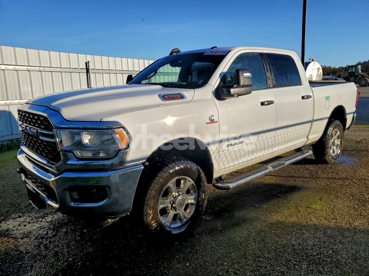 2024 RAM 2500 BIG HORN (VIN 1GYEE637X80105542) main photo