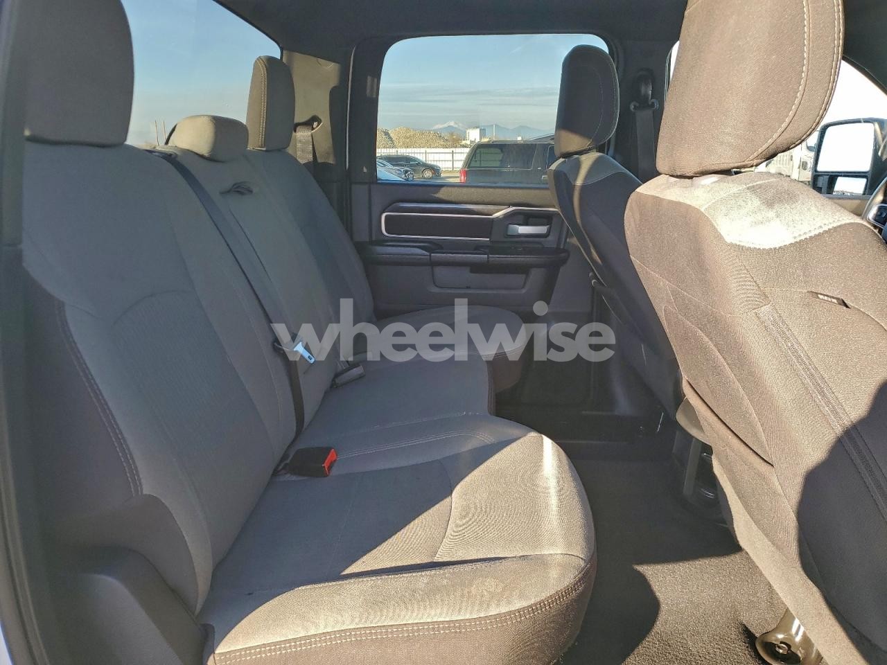 Photo 10 of 2024 RAM 2500 BIG HORN (VIN 1GYEE637X80105542)