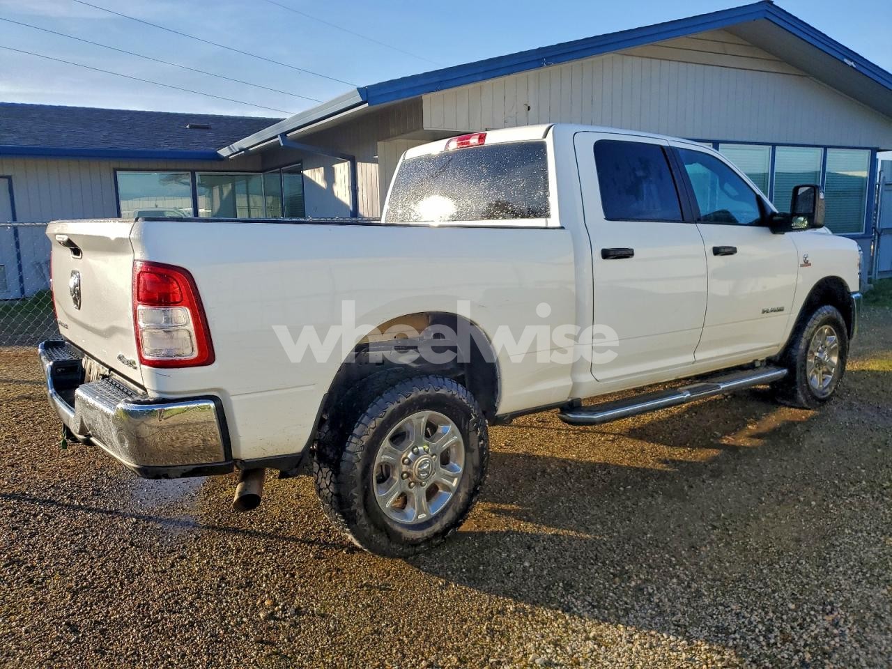 Photo 3 of 2024 RAM 2500 BIG HORN (VIN 1GYEE637X80105542)