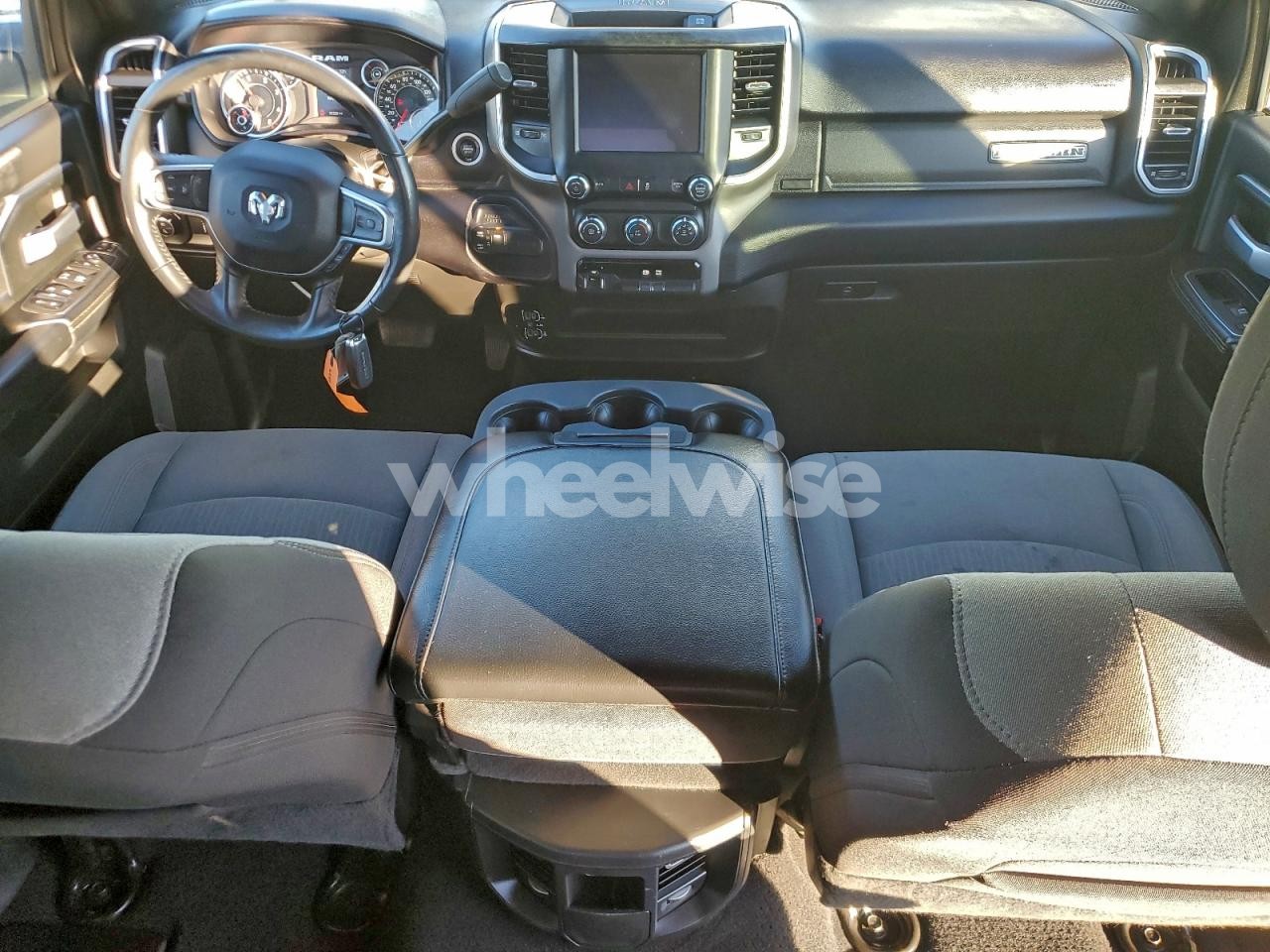 Photo 8 of 2024 RAM 2500 BIG HORN (VIN 1GYEE637X80105542)