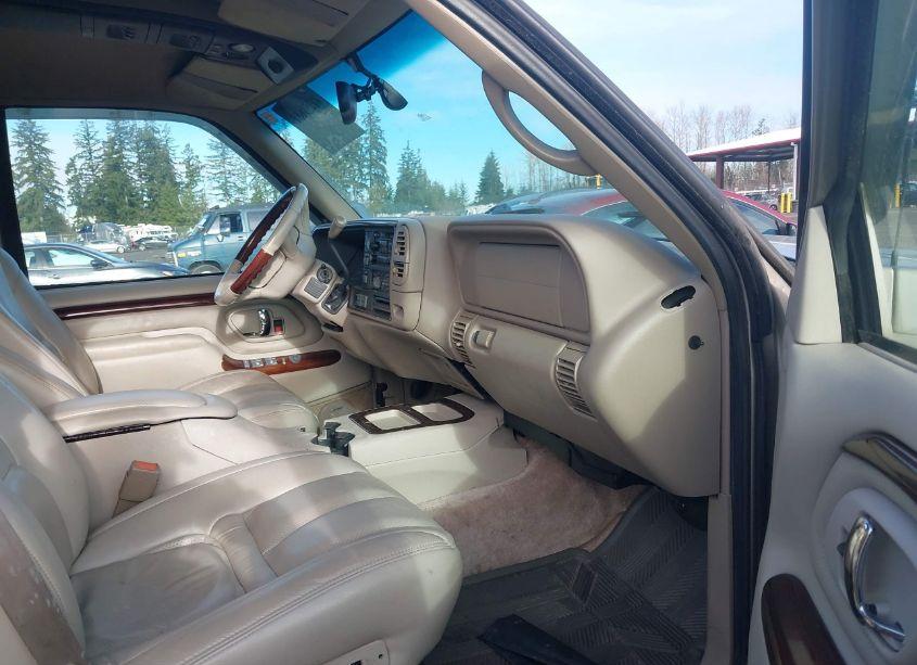 Photo 5 of 1999 Cadillac Escalade STANDARD (VIN 1GYEK13R0XR408501)