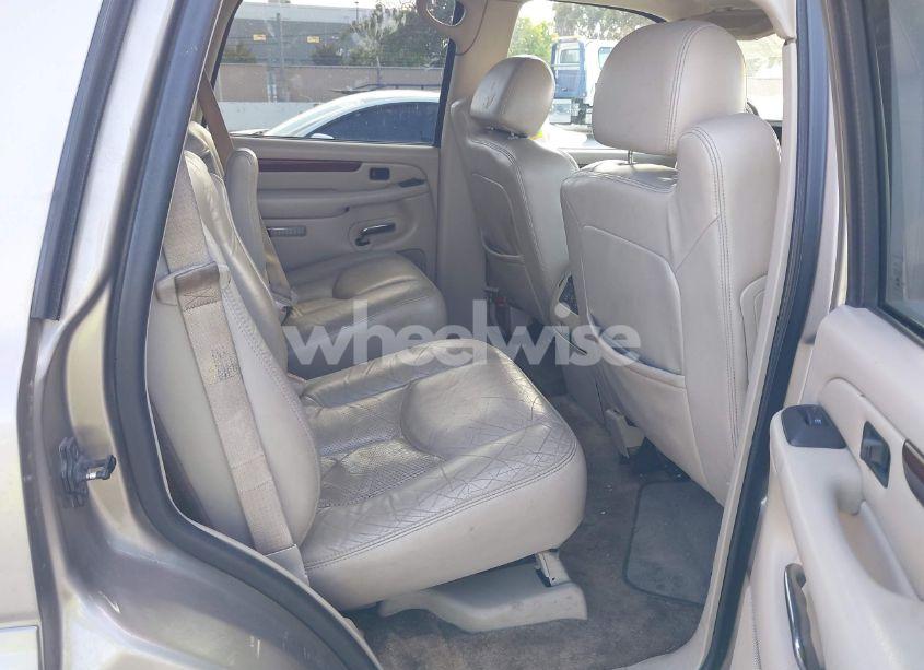 Photo 8 of 2003 Cadillac Escalade STANDARD (VIN 1GYEK63N03R155894)