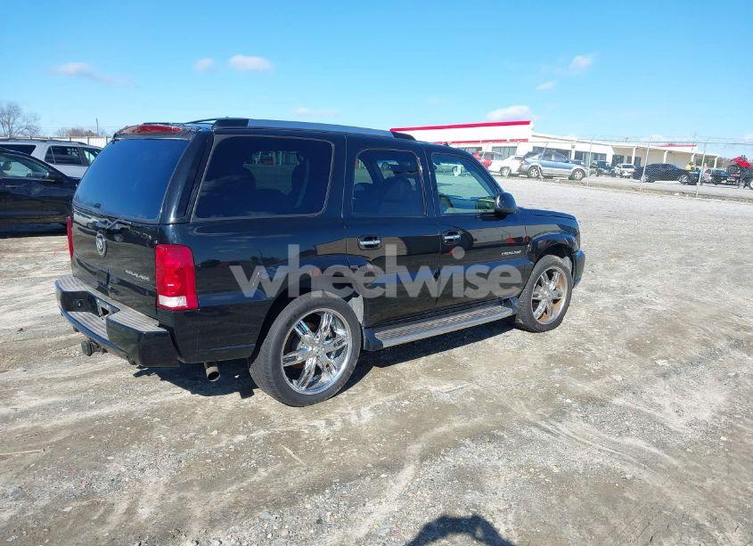 Photo 4 of 2003 Cadillac Escalade STANDARD (VIN 1GYEK63N03R207394)