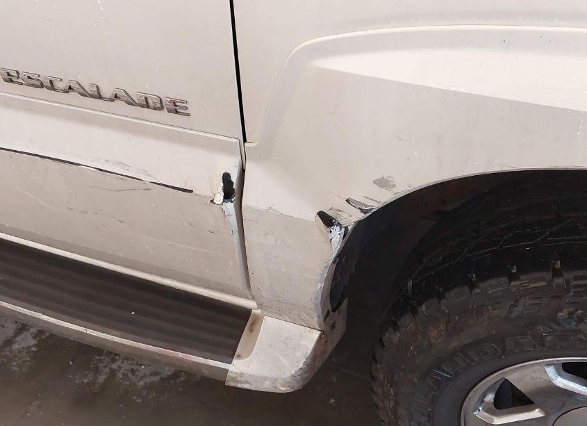 Photo 6 of 2005 Cadillac Escalade STANDARD (VIN 1GYEK63N15R102009)