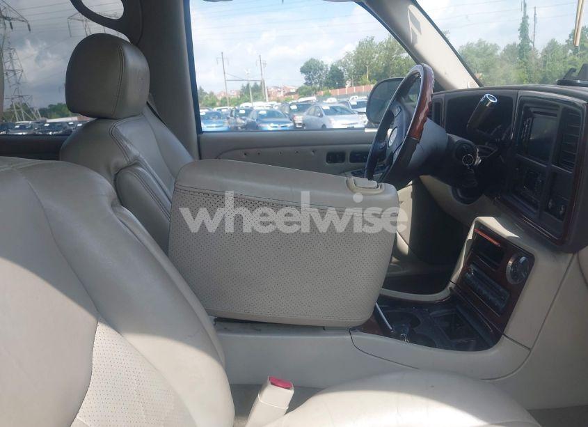 Photo 5 of 2006 Cadillac Escalade STANDARD (VIN 1GYEK63N16R105977)