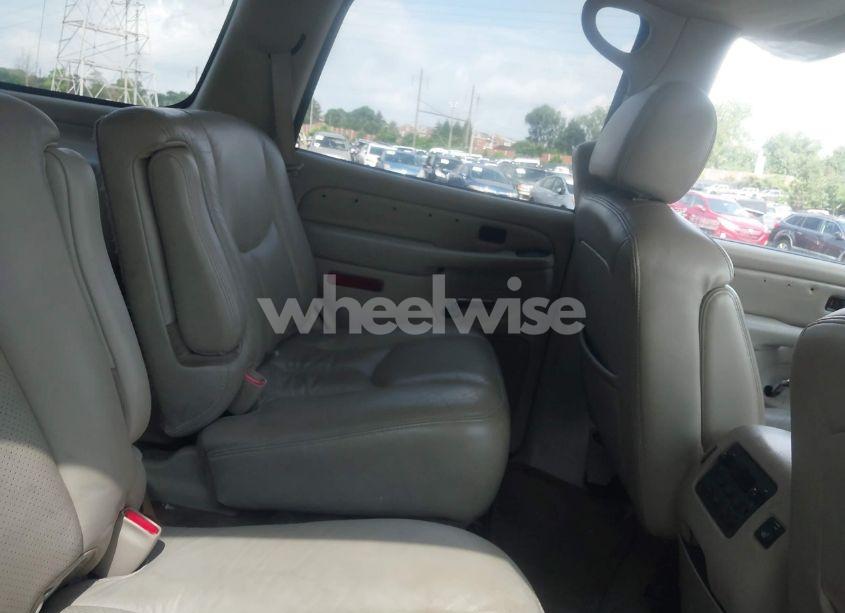 Photo 8 of 2006 Cadillac Escalade STANDARD (VIN 1GYEK63N16R105977)