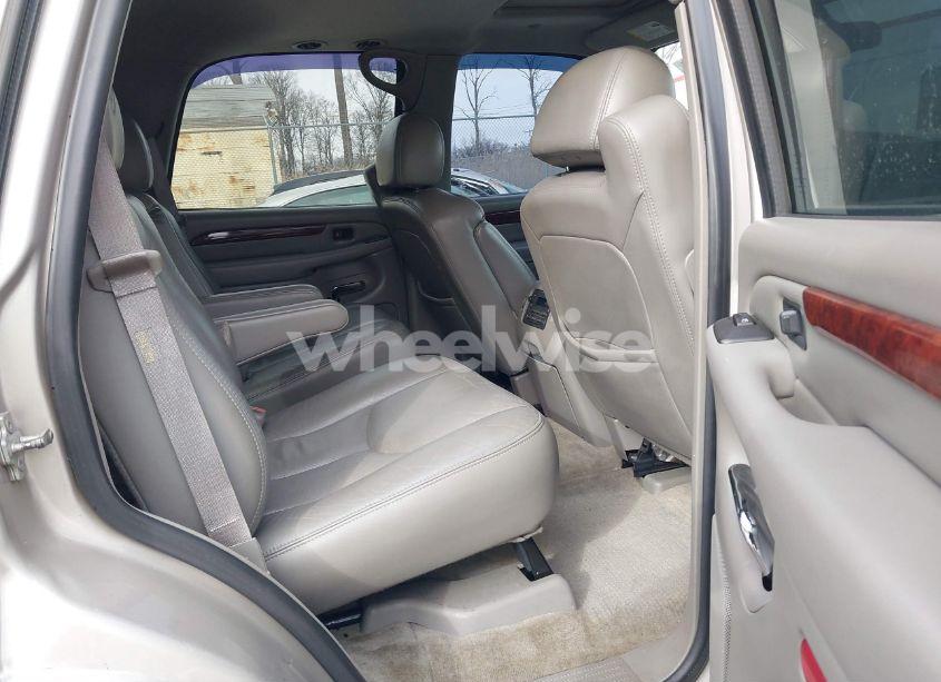 Photo 8 of 2006 Cadillac Escalade STANDARD (VIN 1GYEK63N16R156881)