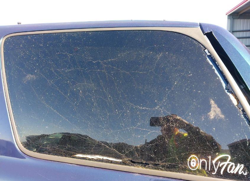 Photo 13 of 2005 Cadillac Escalade STANDARD (VIN 1GYEK63N25R215967)