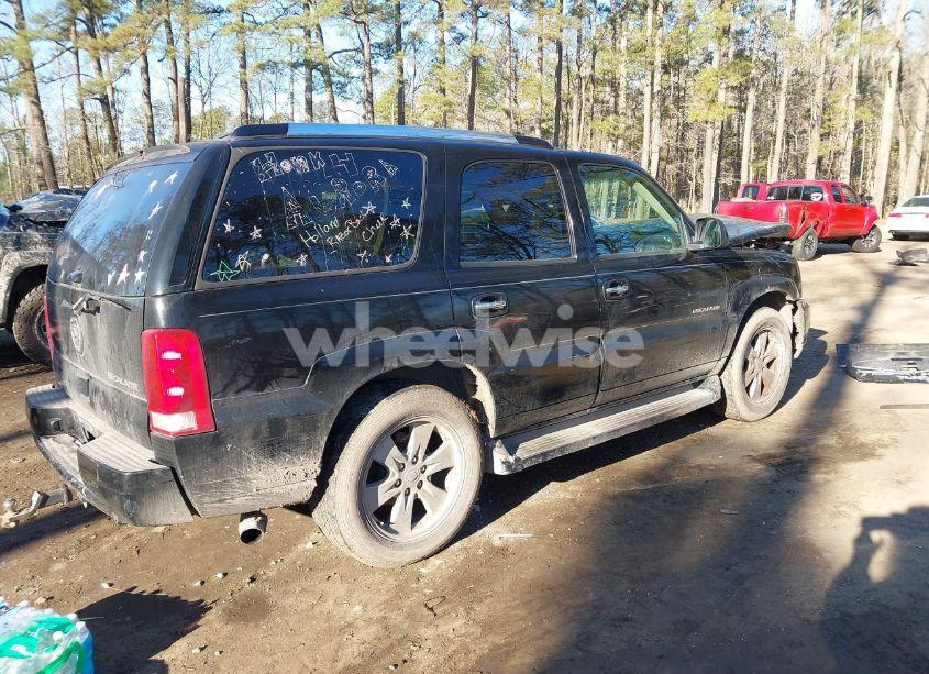 Photo 4 of 2006 Cadillac Escalade STANDARD (VIN 1GYEK63N26R131245)