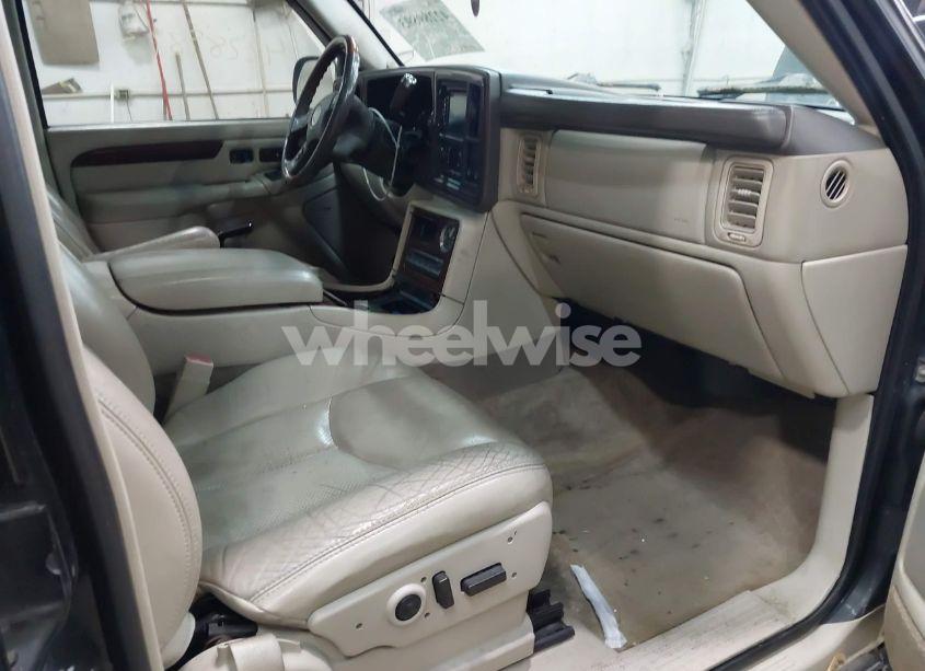 Photo 5 of 2006 Cadillac Escalade STANDARD (VIN 1GYEK63N26R139877)