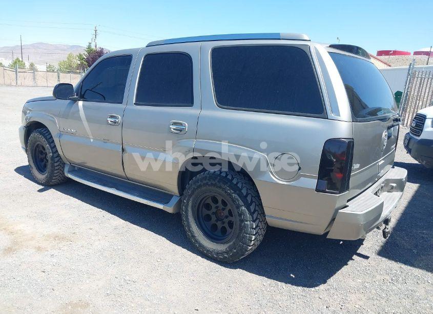 Photo 3 of 2002 Cadillac Escalade STANDARD (VIN 1GYEK63N32R139025)