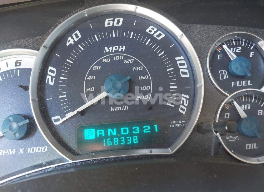 Photo 7 of 2002 Cadillac Escalade STANDARD (VIN 1GYEK63N32R139025)