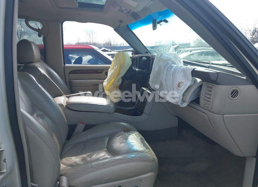 Photo 5 of 2003 Cadillac Escalade STANDARD (VIN 1GYEK63N43R289906)