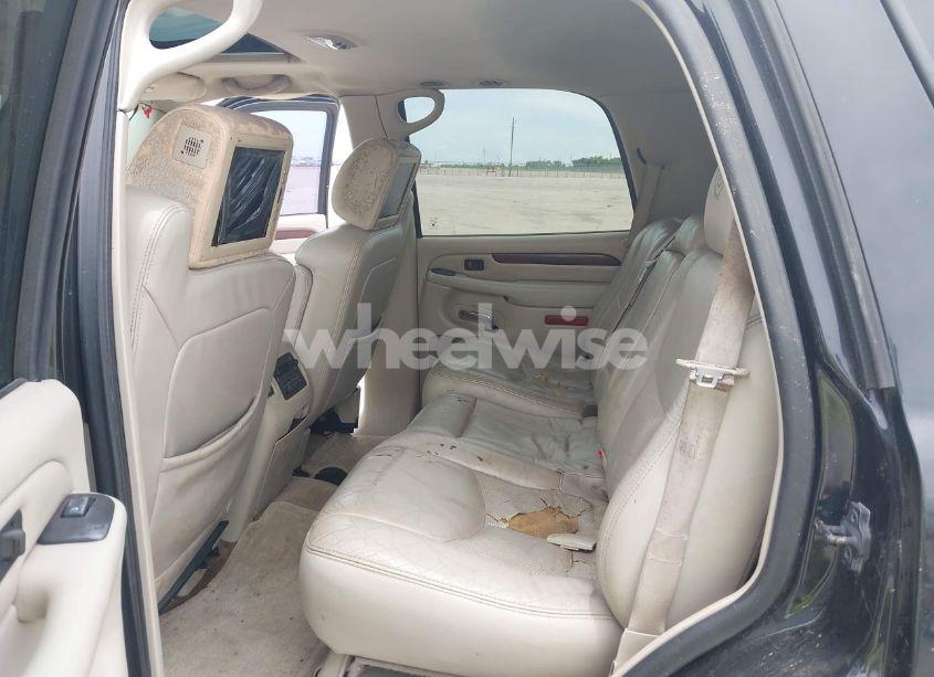 Photo 8 of 2004 Cadillac Escalade STANDARD (VIN 1GYEK63N44R101242)