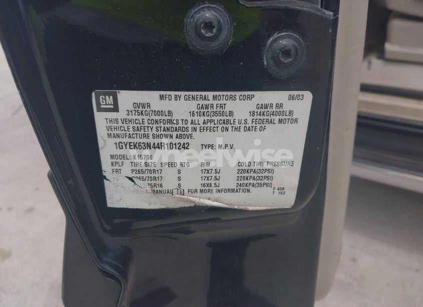 Photo 9 of 2004 Cadillac Escalade STANDARD (VIN 1GYEK63N44R101242)