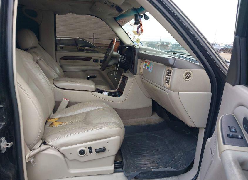 Photo 5 of 2006 Cadillac Escalade STANDARD (VIN 1GYEK63N46R106413)