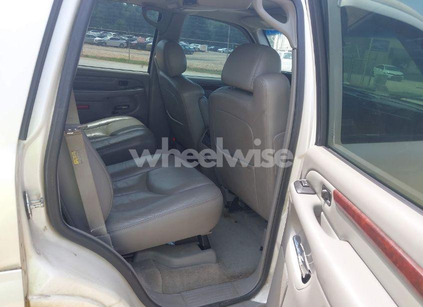 Photo 8 of 2006 Cadillac Escalade STANDARD (VIN 1GYEK63N46R134468)