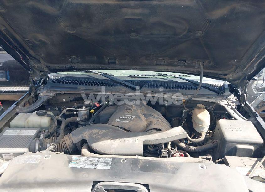 Photo 10 of 2005 Cadillac Escalade STANDARD (VIN 1GYEK63N55R219818)