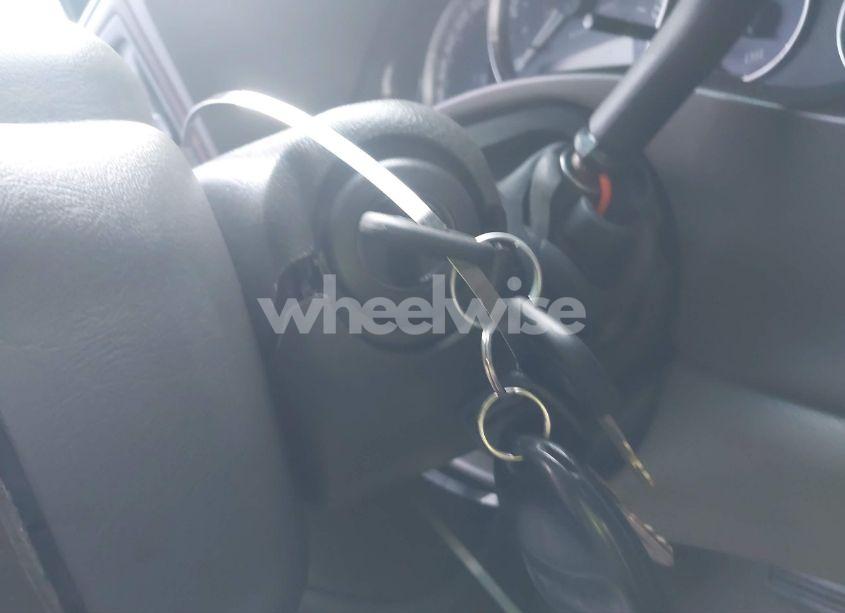 Photo 11 of 2002 Cadillac Escalade STANDARD (VIN 1GYEK63N62R205809)