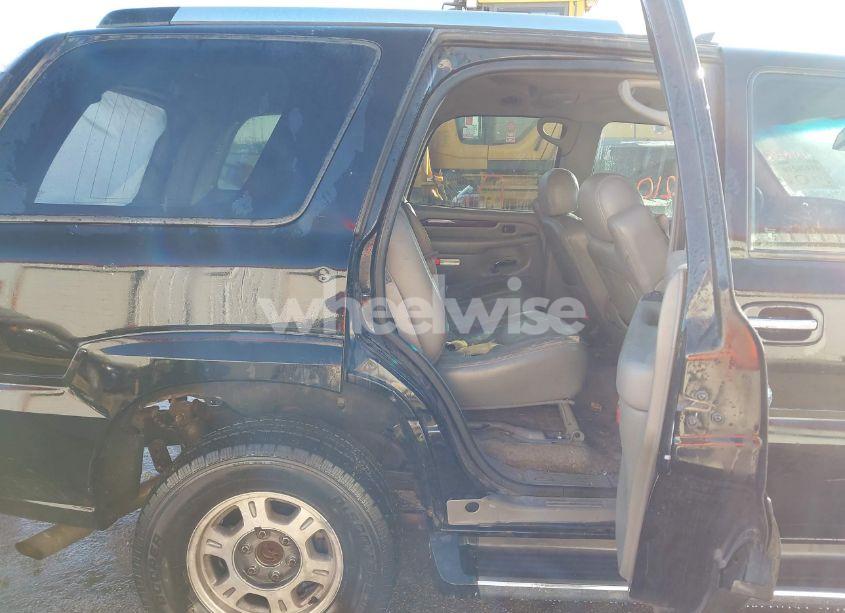 Photo 8 of 2003 Cadillac Escalade STANDARD (VIN 1GYEK63N63R196238)