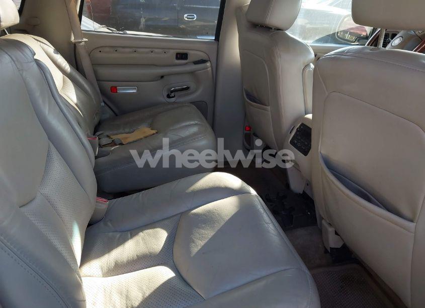 Photo 8 of 2005 Cadillac Escalade STANDARD (VIN 1GYEK63N65R113183)