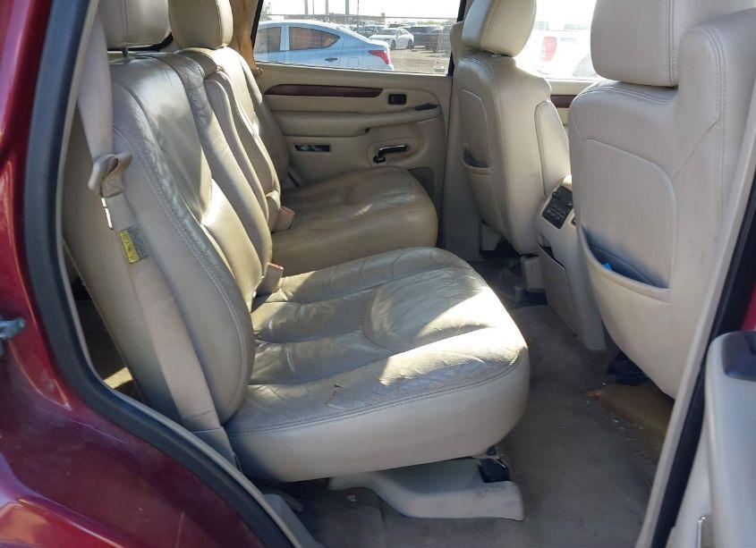 Photo 8 of 2005 Cadillac Escalade STANDARD (VIN 1GYEK63N65R244789)