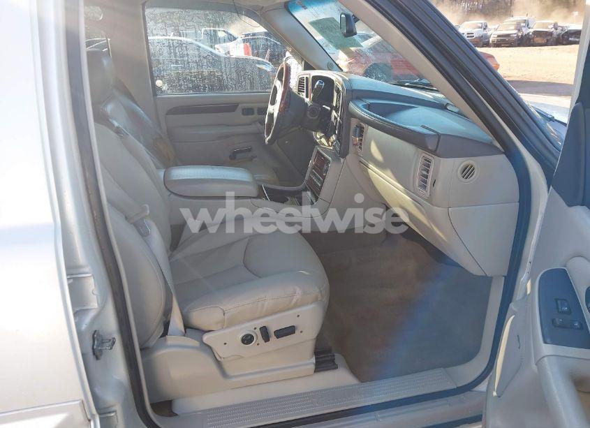 Photo 5 of 2006 Cadillac Escalade STANDARD (VIN 1GYEK63N66R113640)