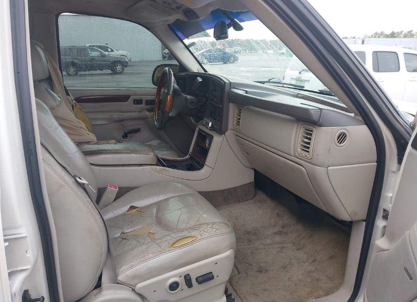Photo 5 of 2003 Cadillac Escalade STANDARD (VIN 1GYEK63N73R197169)