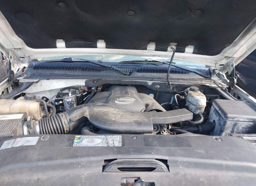 Photo 10 of 2003 Cadillac Escalade STANDARD (VIN 1GYEK63N83R165847)